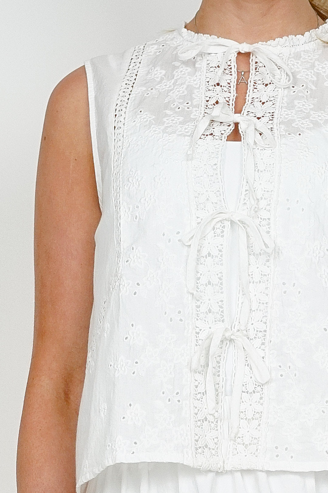 Ycoo Tie Front Sleeveless Top