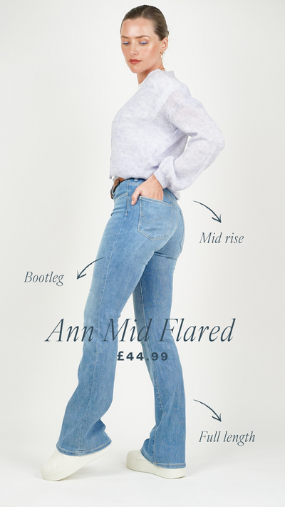 Ann Mid Flare Jeans Ecru