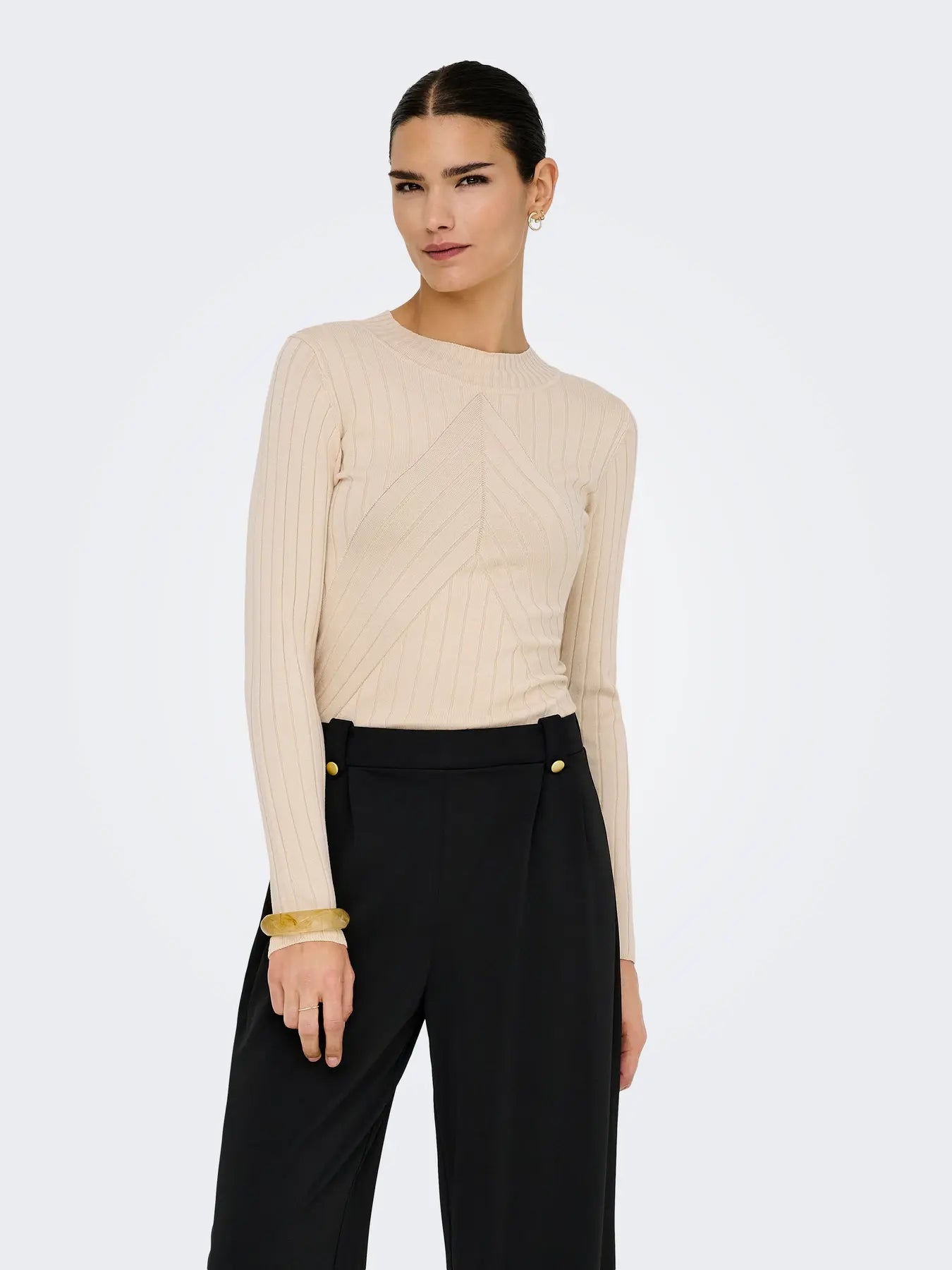 Diamond Slimline Jumper Cream