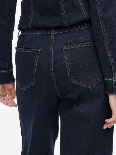Belted Jeans
