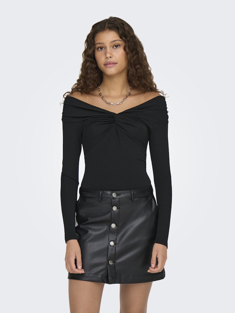 Queen Long Sleeve Top Black
