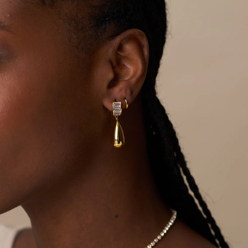 Baguette & Metal Teardrop Earring