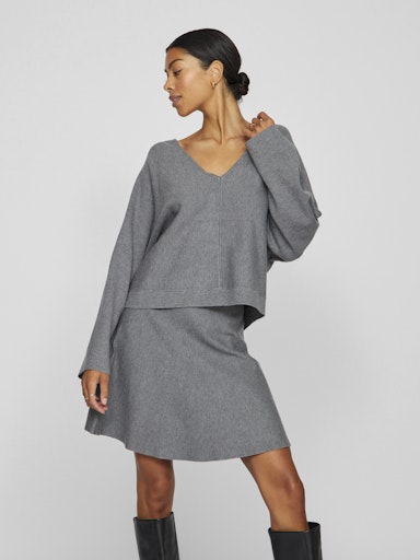 Premium V-Neck Jumper Grey