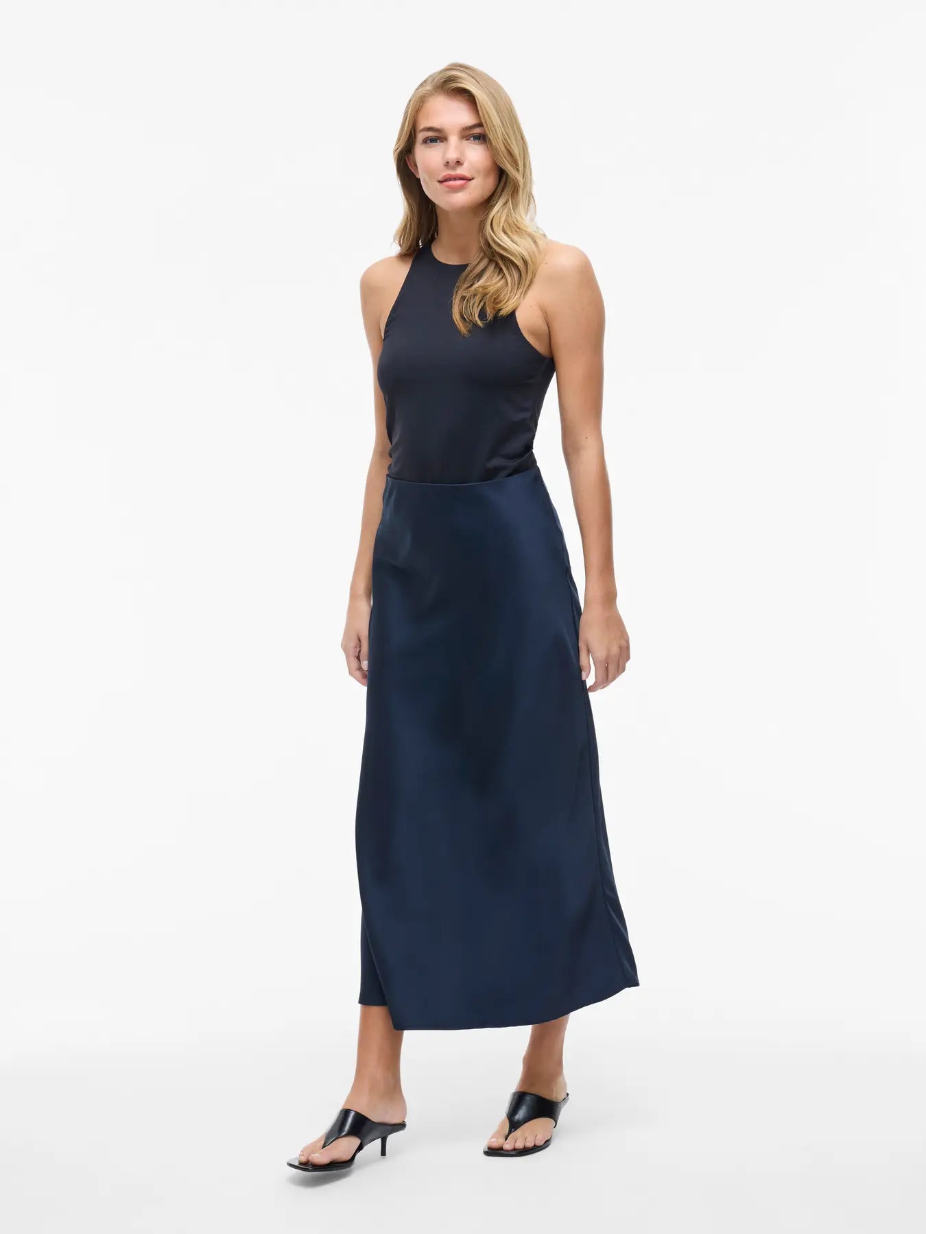 Viellette Maxi Skirt Navy