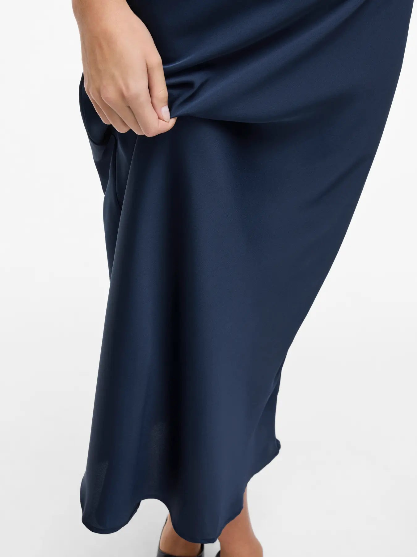 Viellette Maxi Skirt Navy