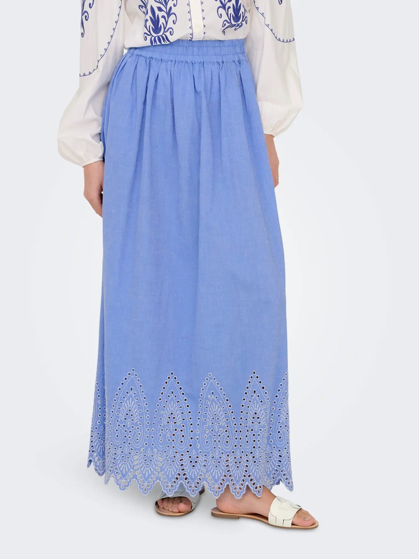 Broiderie Anglaise Skirt Blue