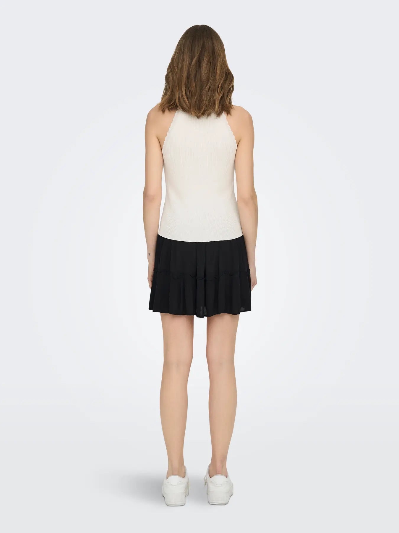 Scallop Knit Racer Vest White