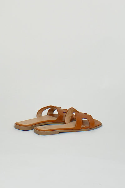 H Slider Tan