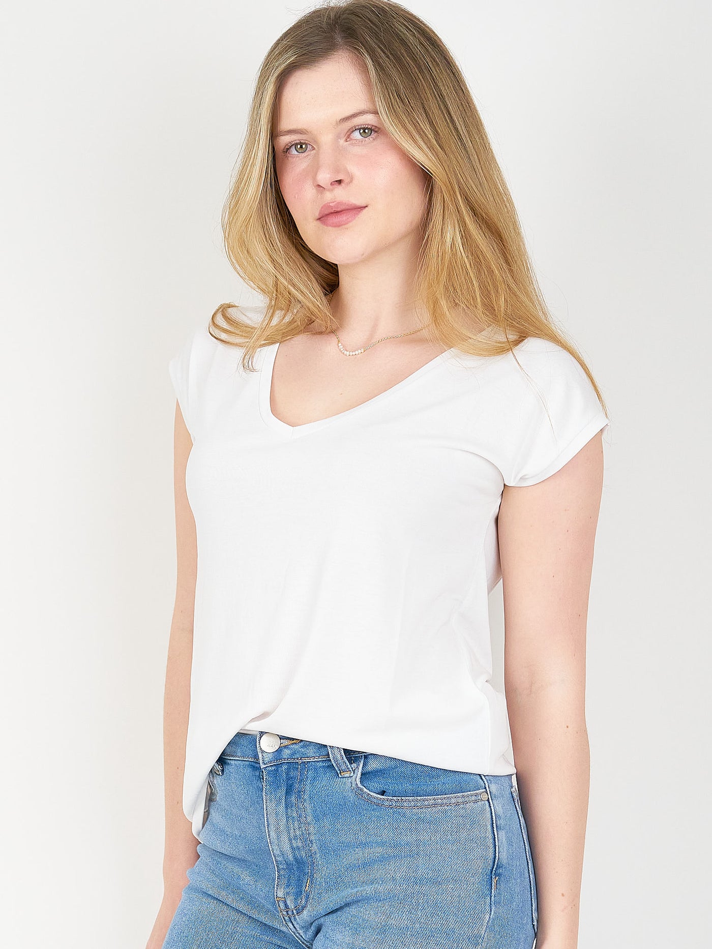 Pieces White Tee